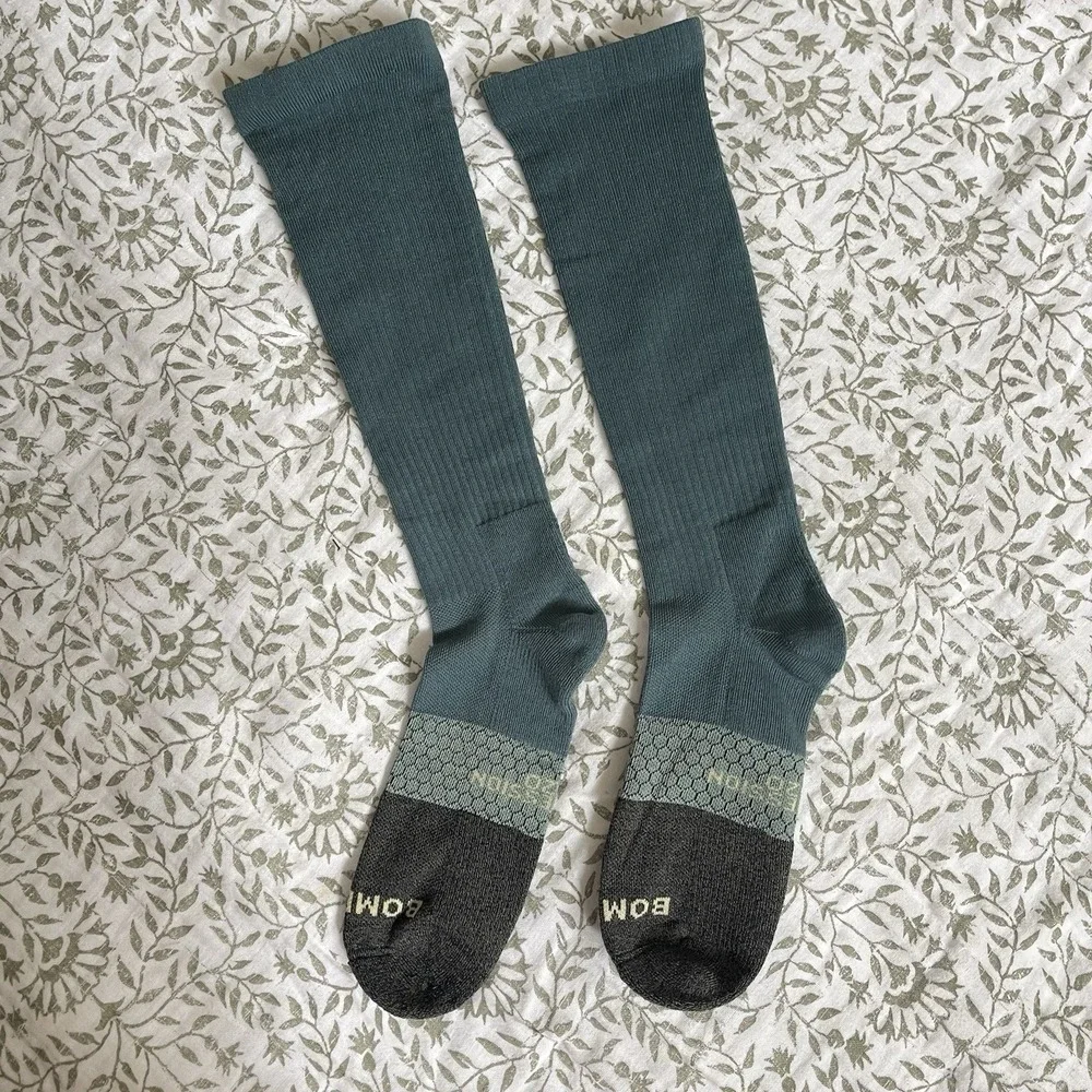 Bombas 1-Pack Unisex Everyday Compression Socks 15-20mm Blue Grey Size‎ Large